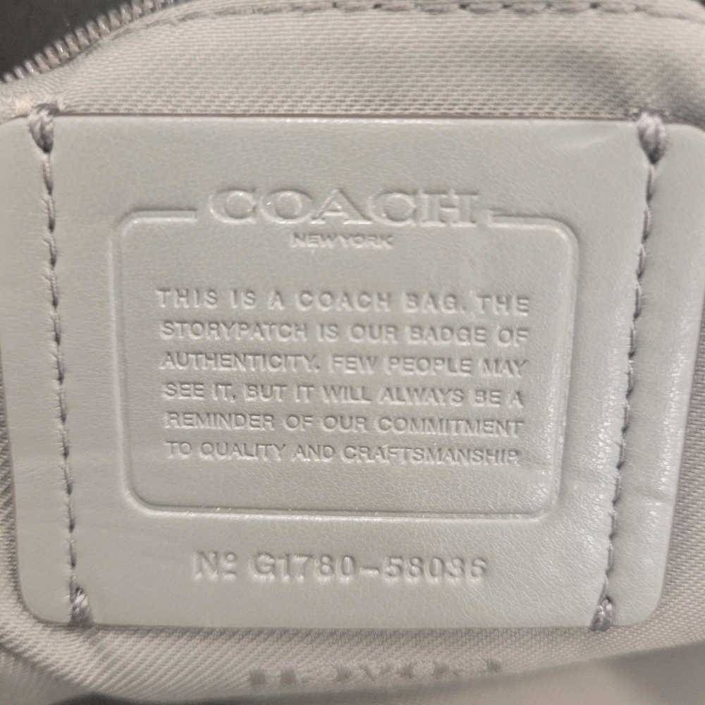 Coach Elle Hobo Bag Pebbled Leather - Picture 2 of 9